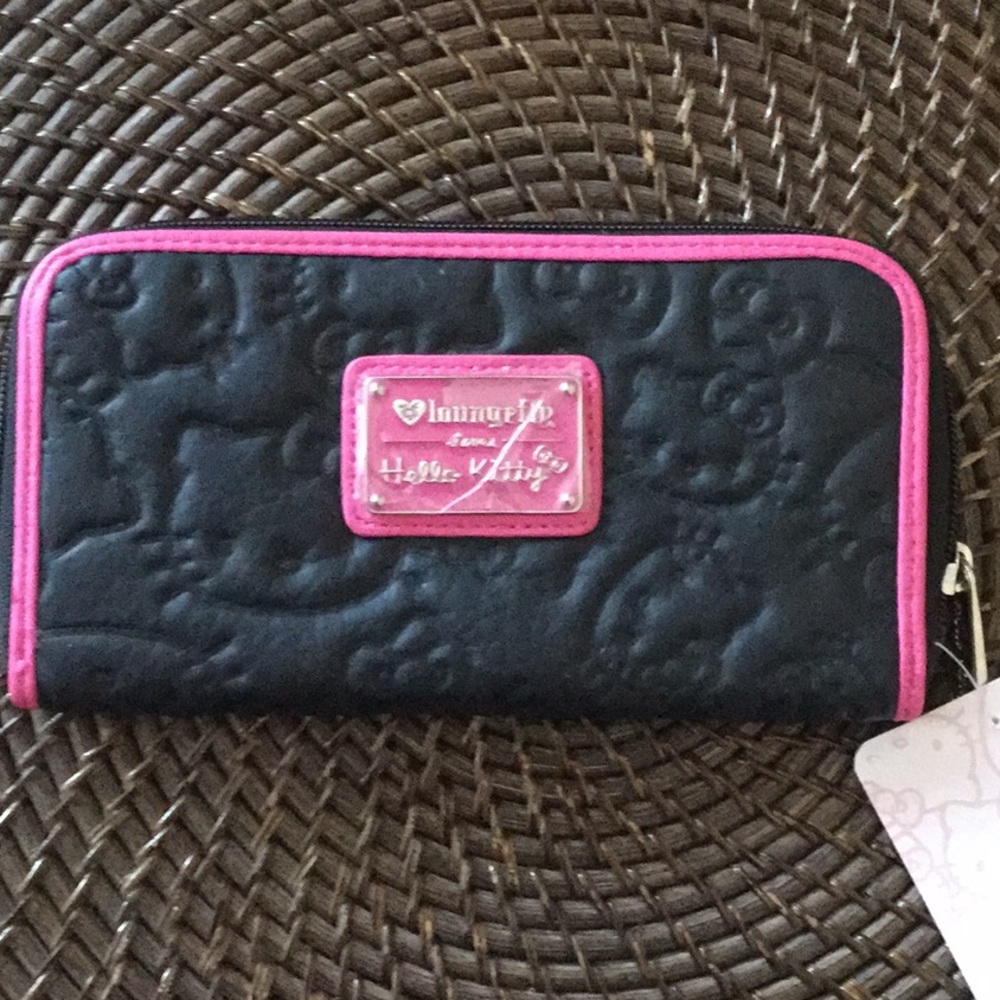 Hello Kitty long wallet, Lounge Fly